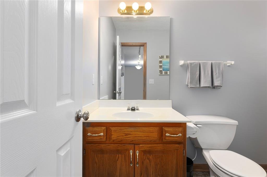 207 Lakeview Drive Property Photo 29