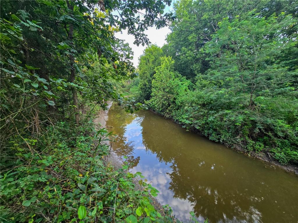 873 230 Road Property Photo 4