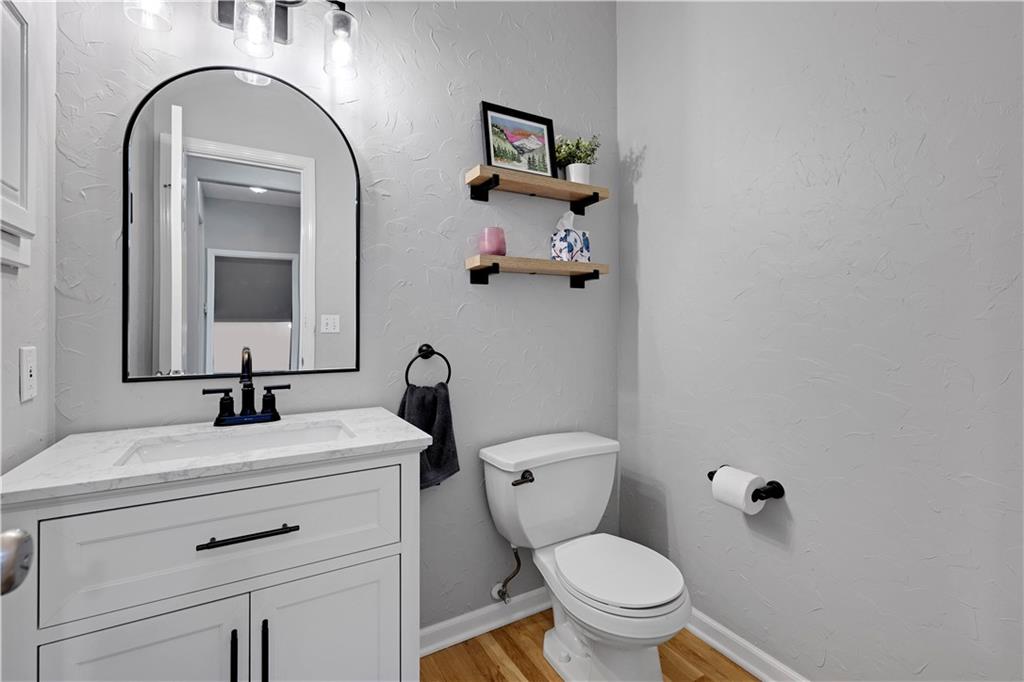 202 Shoreline Drive Property Photo 19