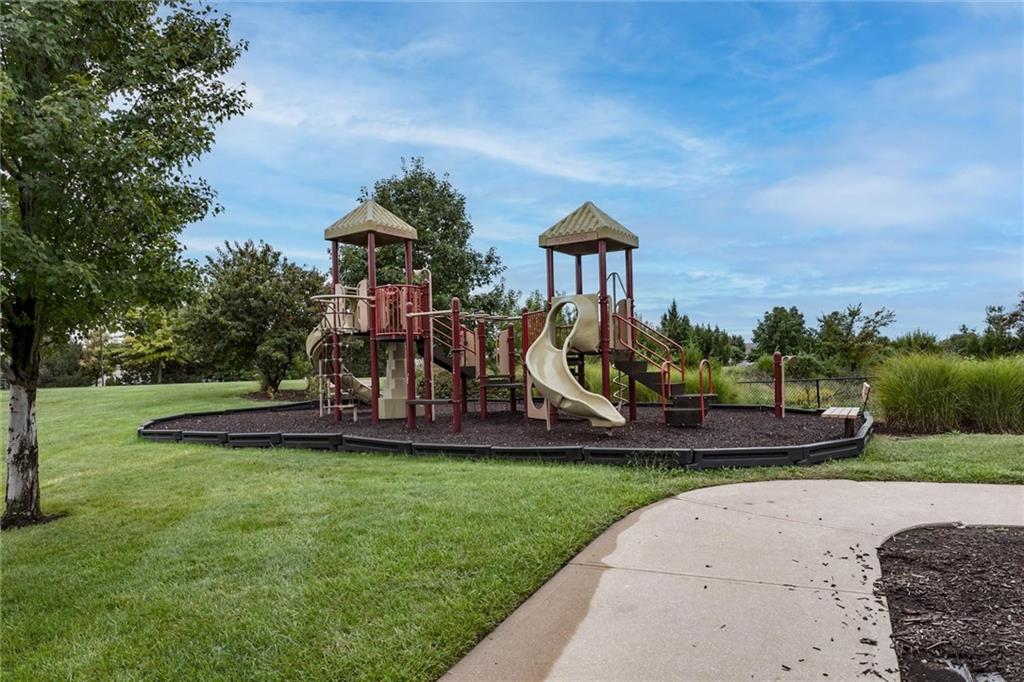 8948 Inkster Street Property Photo 27