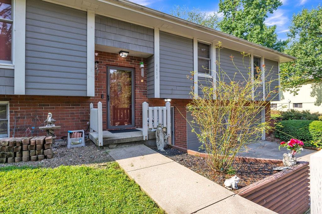 4404 Rainbow Court Property Photo 3