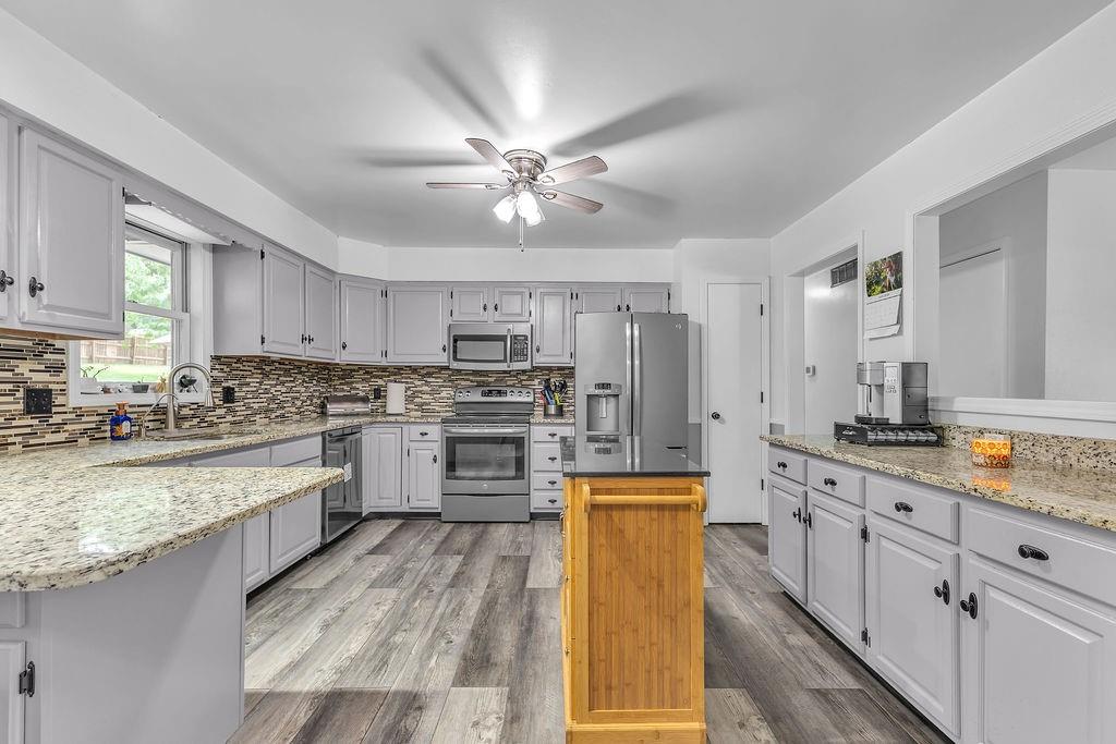4404 Rainbow Court Property Photo 12