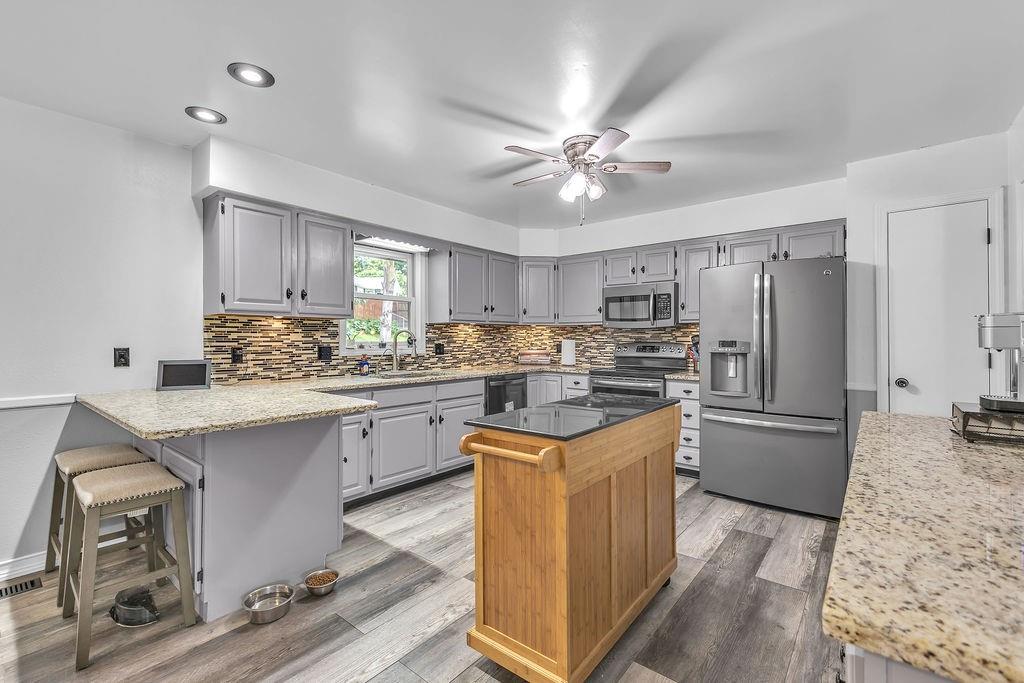 4404 Rainbow Court Property Photo 17