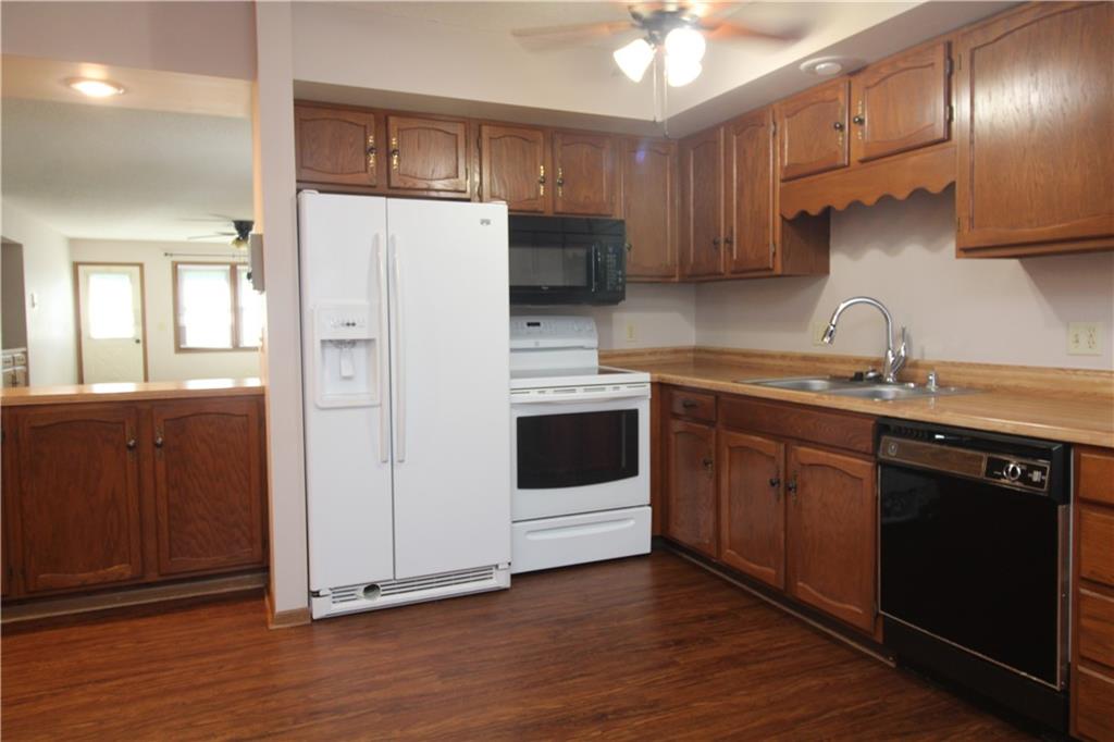 128 S Ryans N/a Property Photo 3