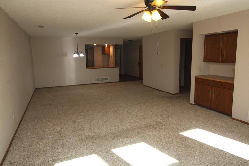 128 S Ryans N/a Property Photo 6