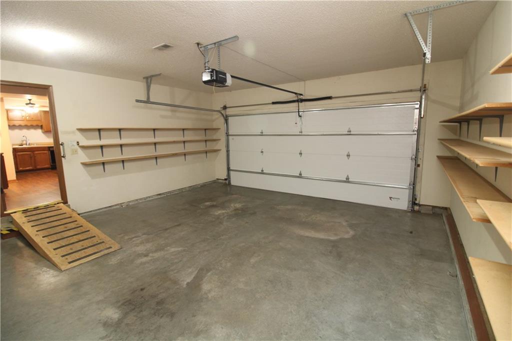 128 S Ryans N/a Property Photo 8