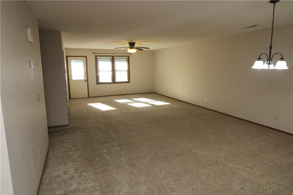 128 S Ryans N/a Property Photo 10
