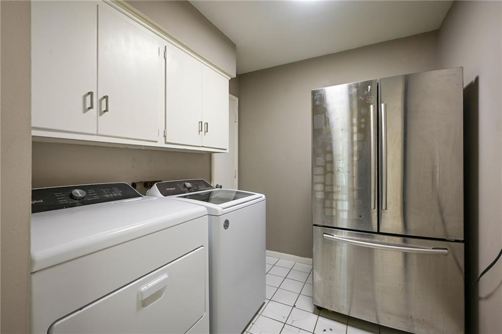 8311 Juniper Street Property Photo 7