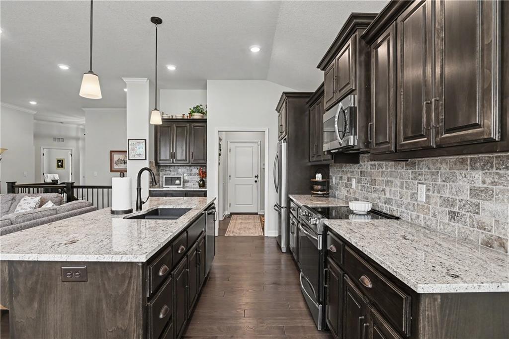 1515 Sw Arbor Falls Drive Property Photo 10