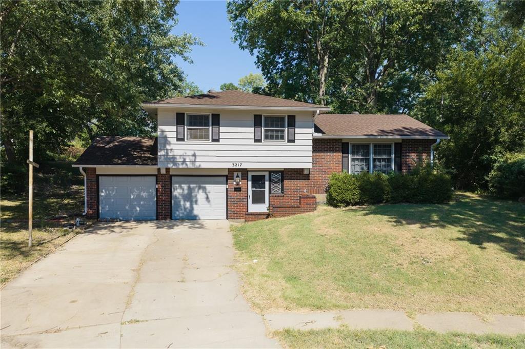 3217 Westwood Court Property Photo 1