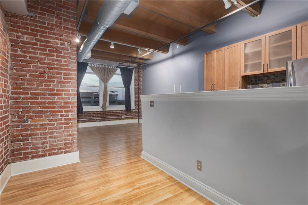700 Broadway Boulevard Property Photo 8