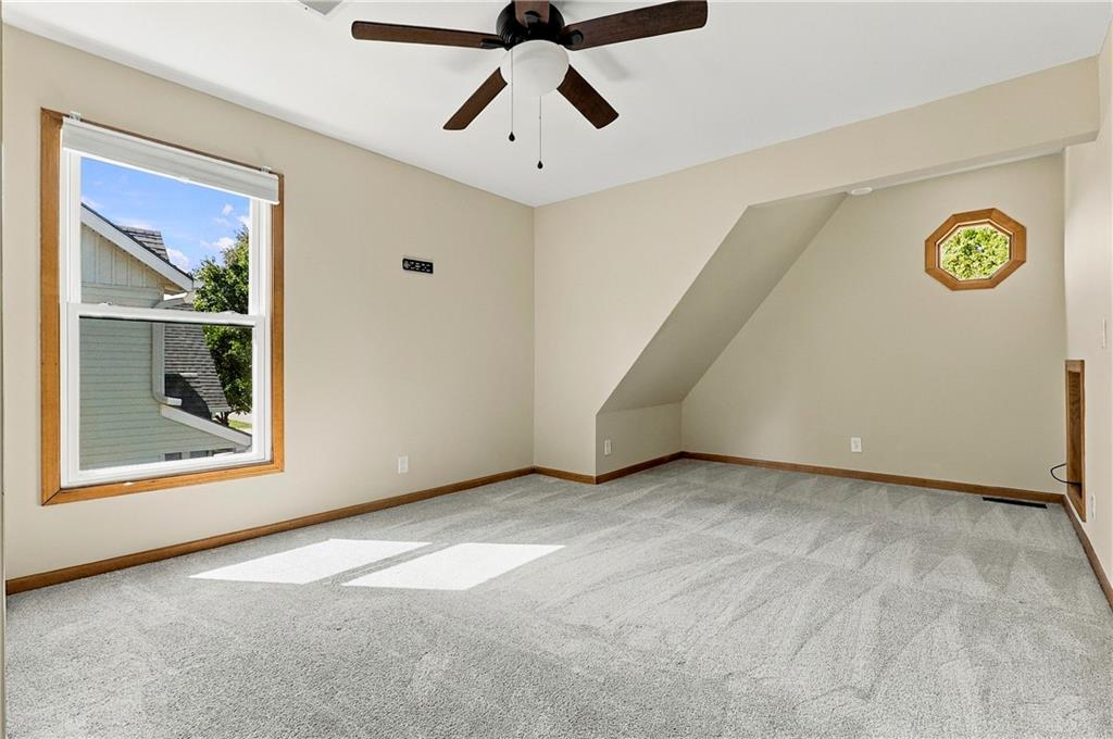 1237 E Meadow Lane Property Photo 27