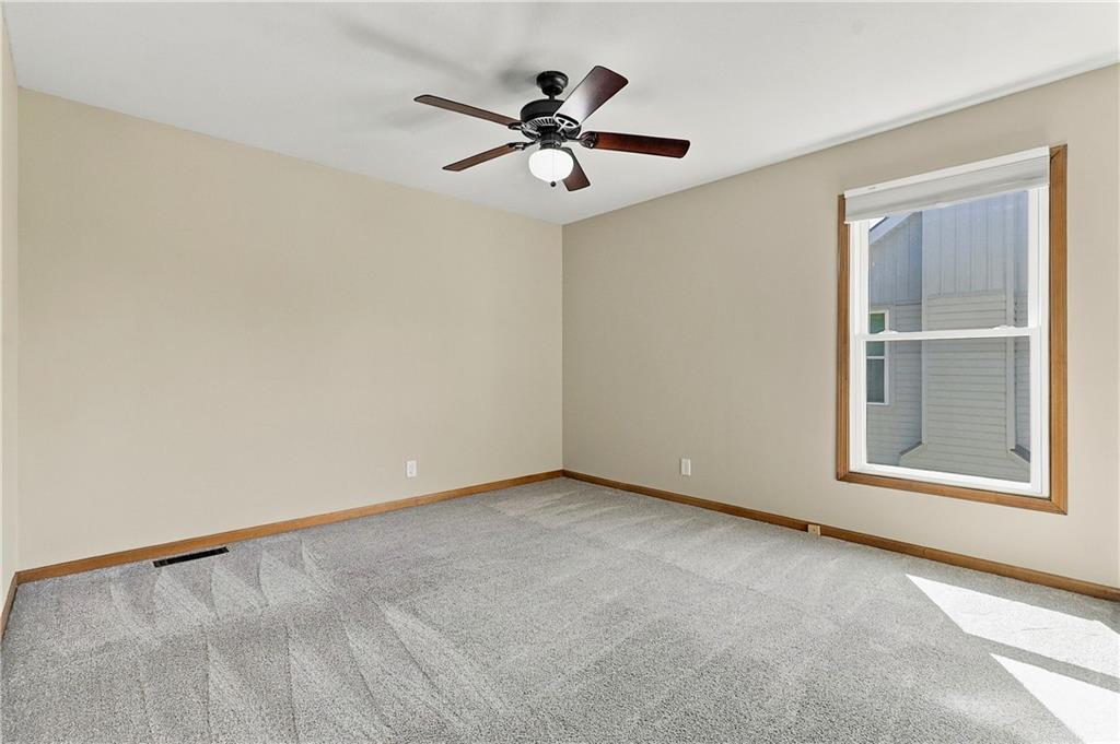 1237 E Meadow Lane Property Photo 29