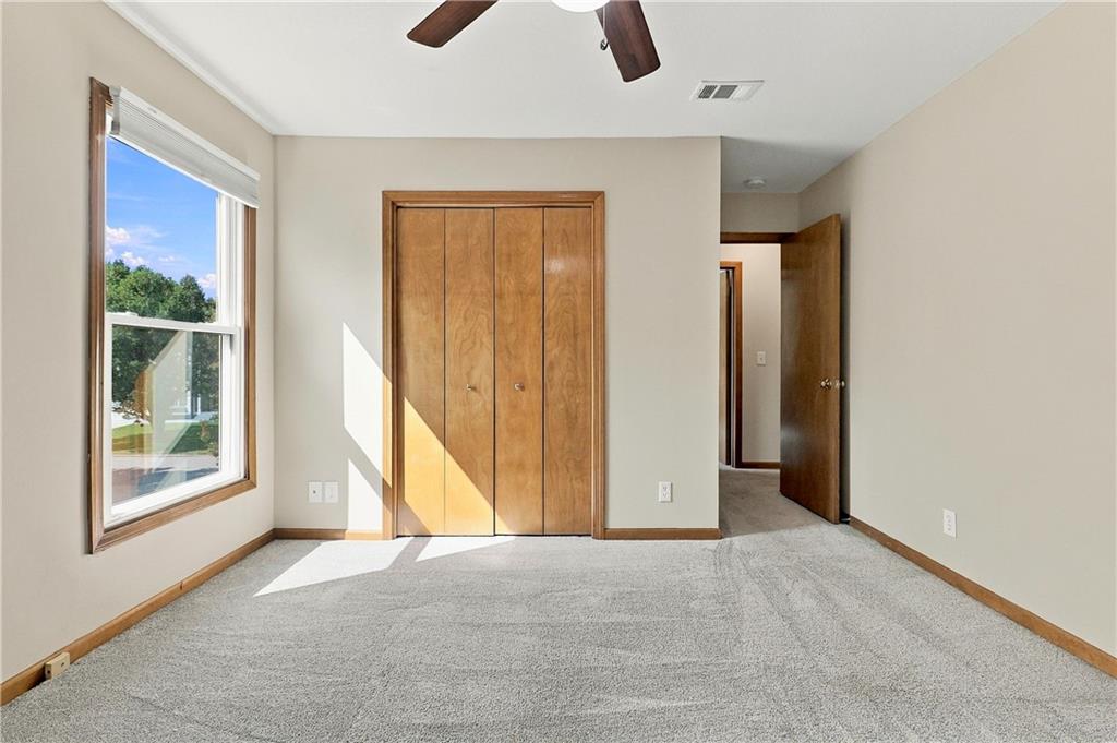1237 E Meadow Lane Property Photo 30