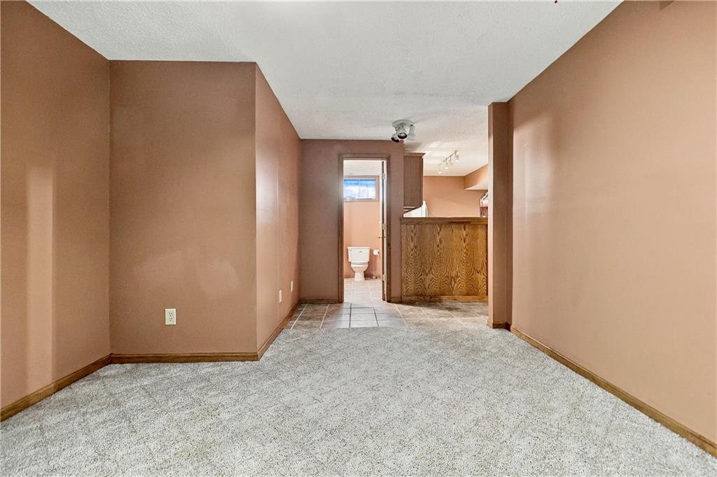 1237 E Meadow Lane Property Photo 34