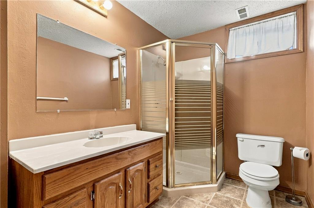 1237 E Meadow Lane Property Photo 35