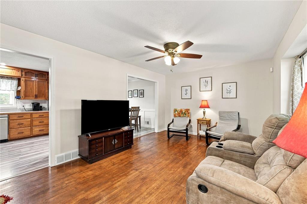 8517 Evanston Avenue Property Photo 5