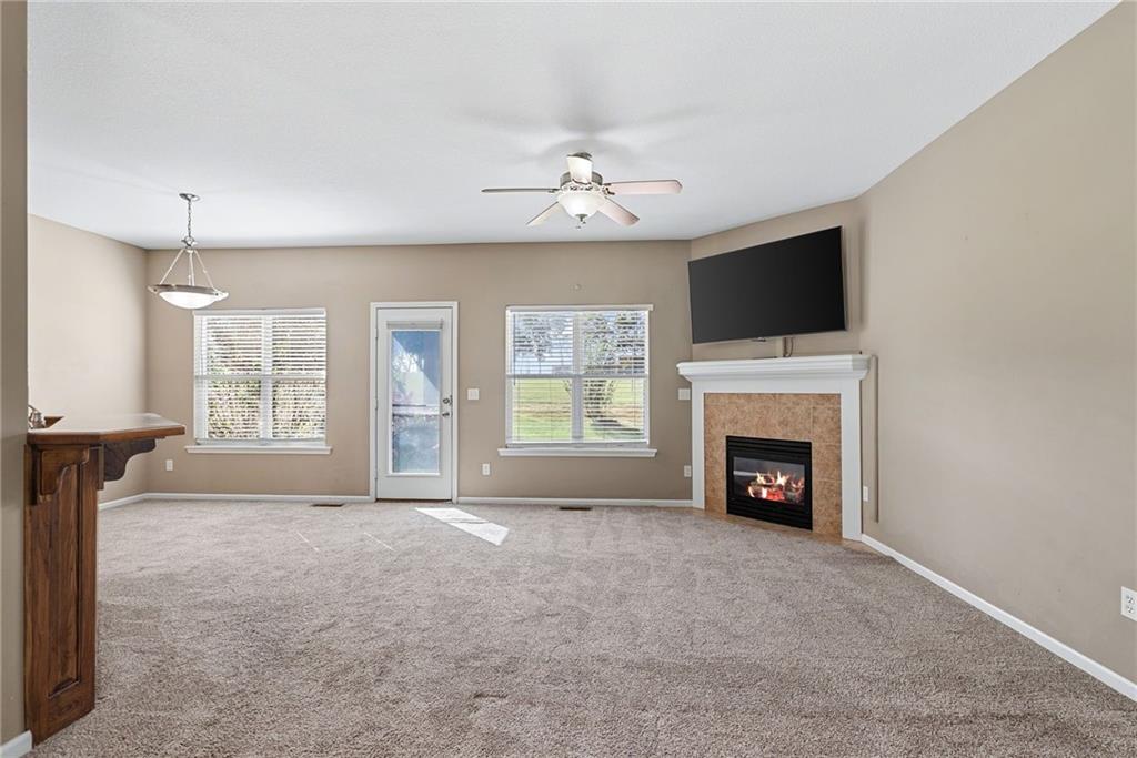21871 W 116th Place Property Photo 6