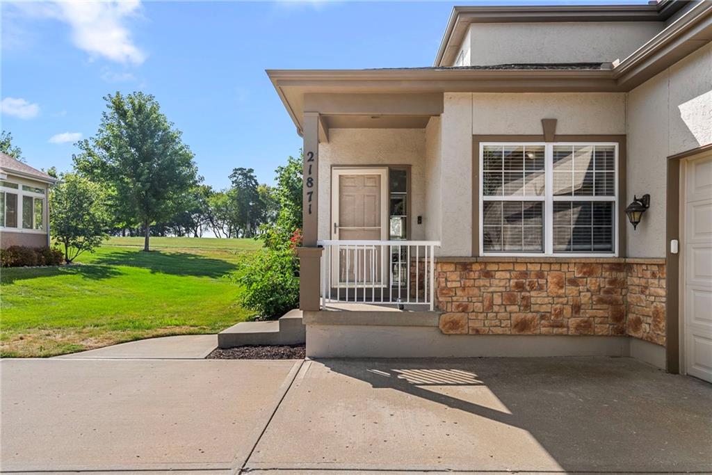 21871 W 116th Place Property Photo 43