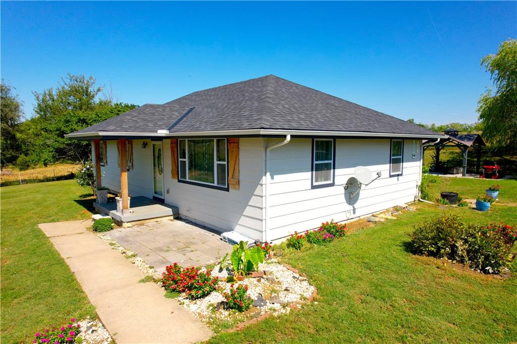 15625 Washington School Road Property Photo 5