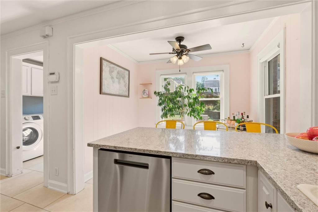 303 E 66th Street Property Photo 33