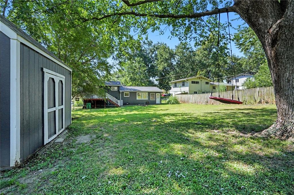 2208 Ne 60th Terrace Property Photo 26