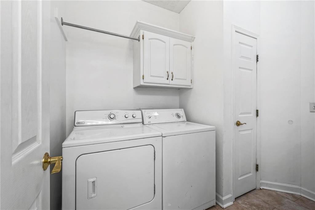 2518 Sw Wintervalley Court Property Photo 12