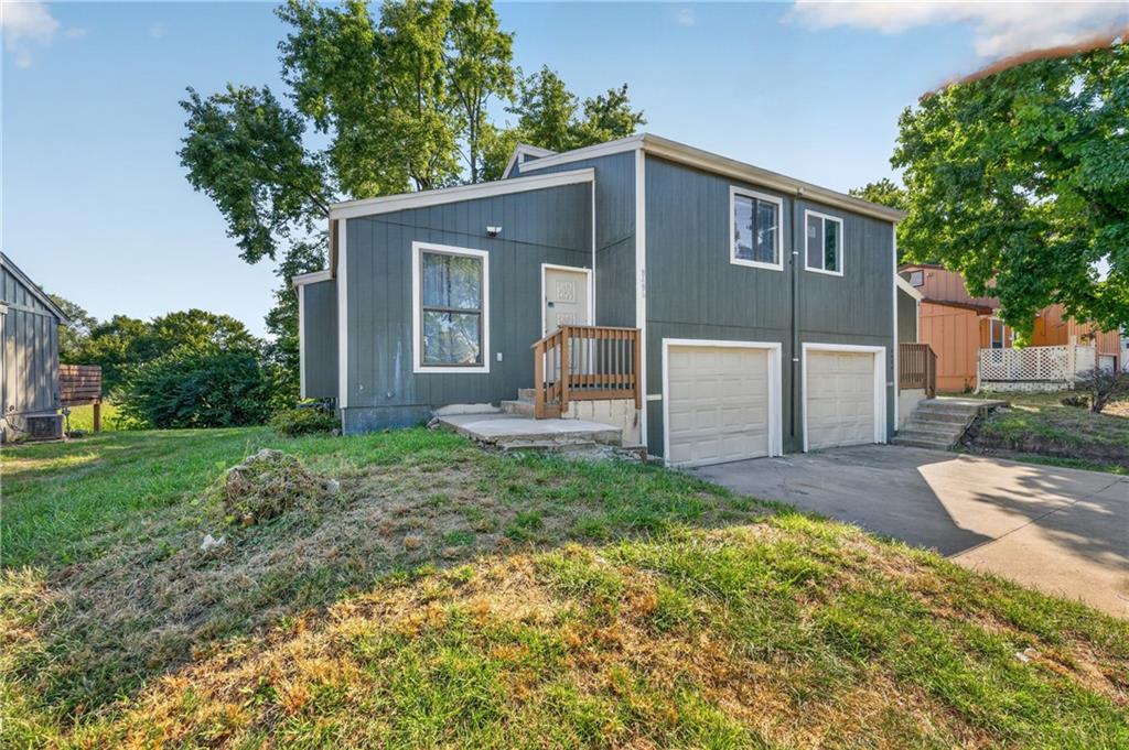 8484 & 8486 Lane Drive Property Photo 2