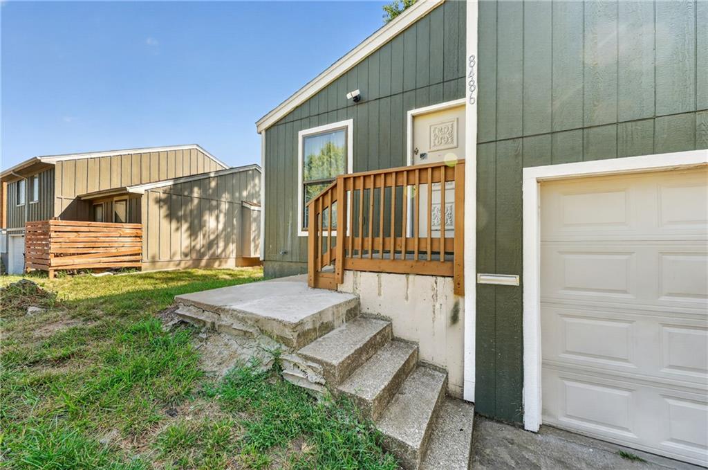 8484 & 8486 Lane Drive Property Photo 4