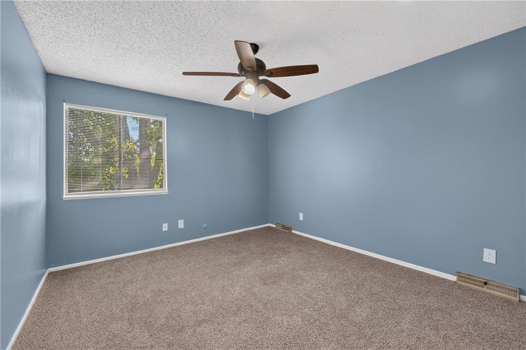 8484 & 8486 Lane Drive Property Photo 15