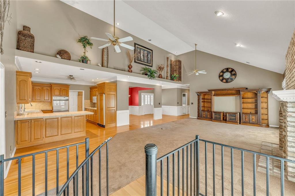 615 W Willow Lane Property Photo 19