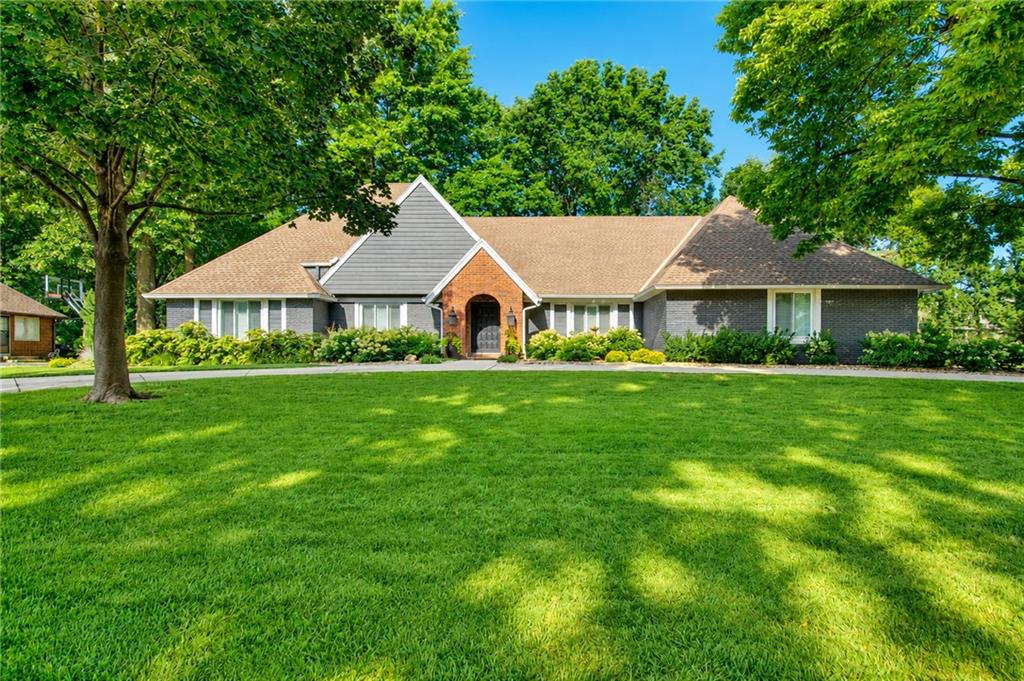 10108 Howe Drive Property Photo 1