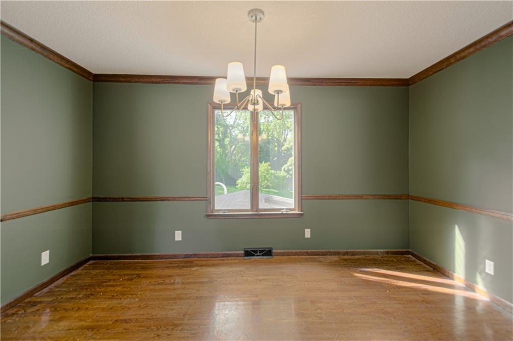 6655 Oak Ridge Drive Property Photo 6