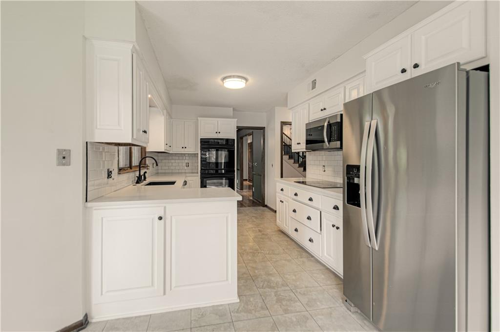 6655 Oak Ridge Drive Property Photo 11
