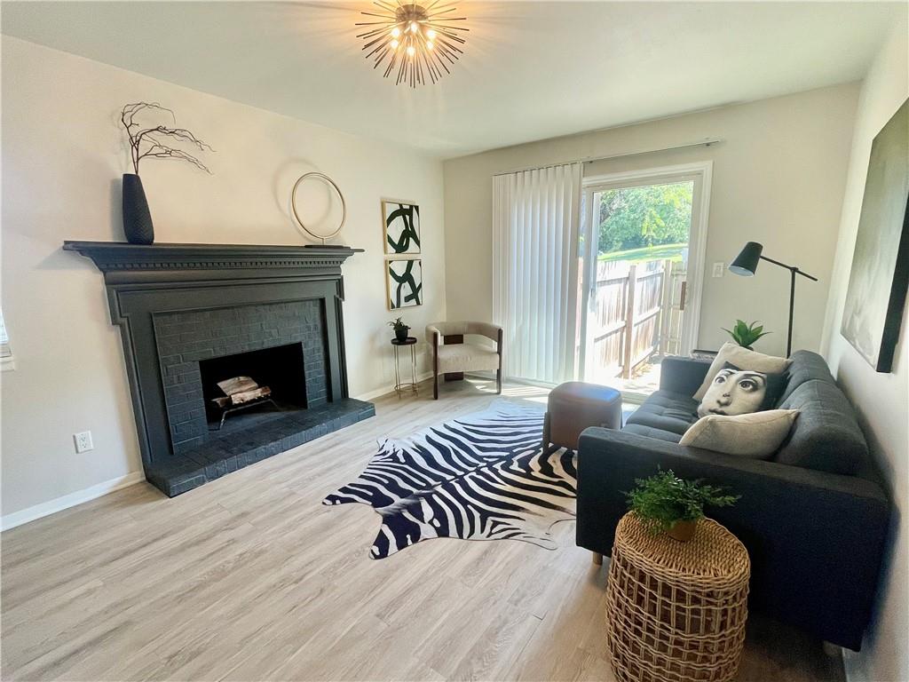 6963 Chapel Woods Lane Property Photo 4