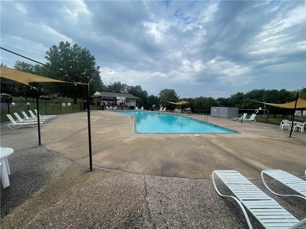 6963 Chapel Woods Lane Property Photo 31
