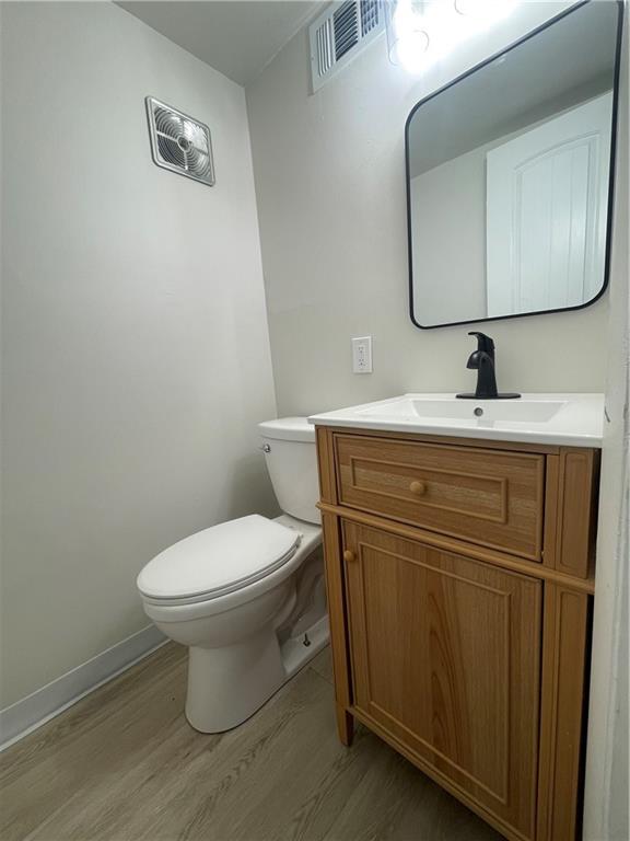 6963 Chapel Woods Lane Property Photo 33
