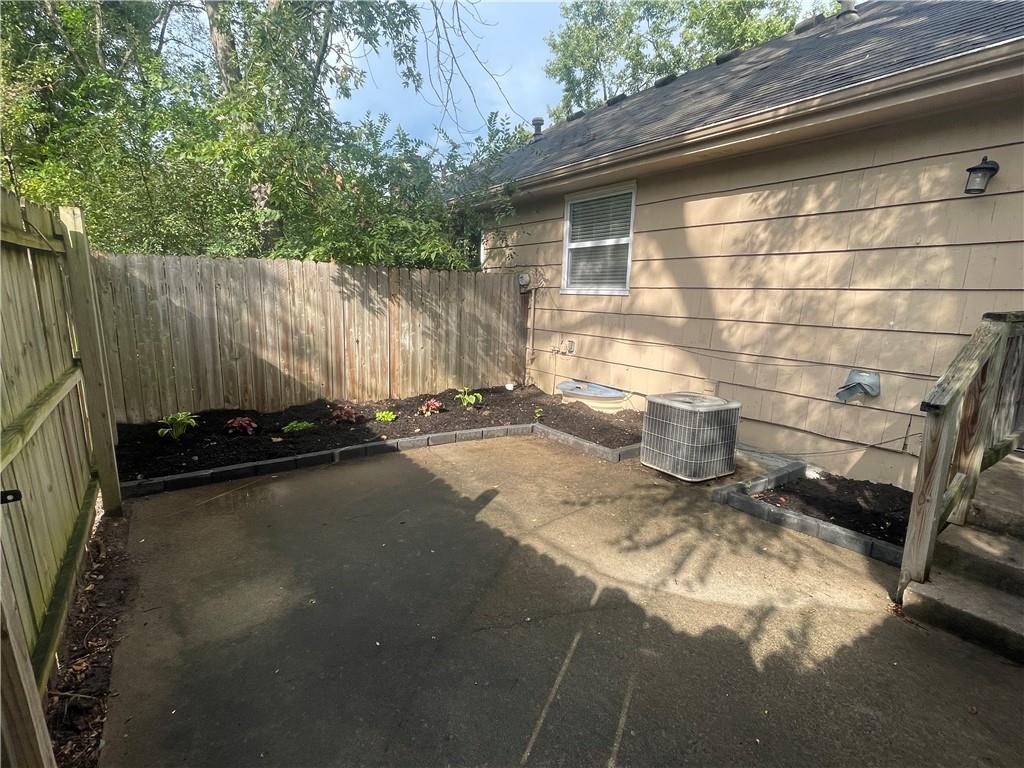 6963 Chapel Woods Lane Property Photo 36