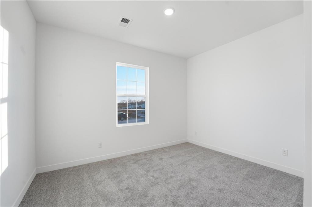20533 Millview Road Property Photo 10