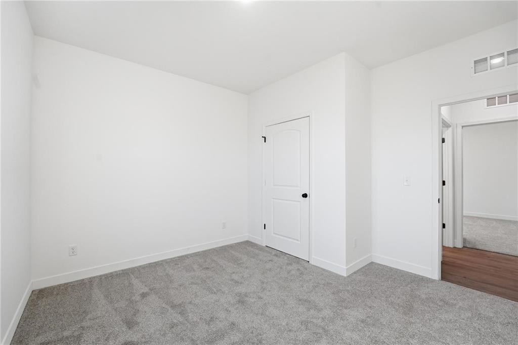 20533 Millview Road Property Photo 11