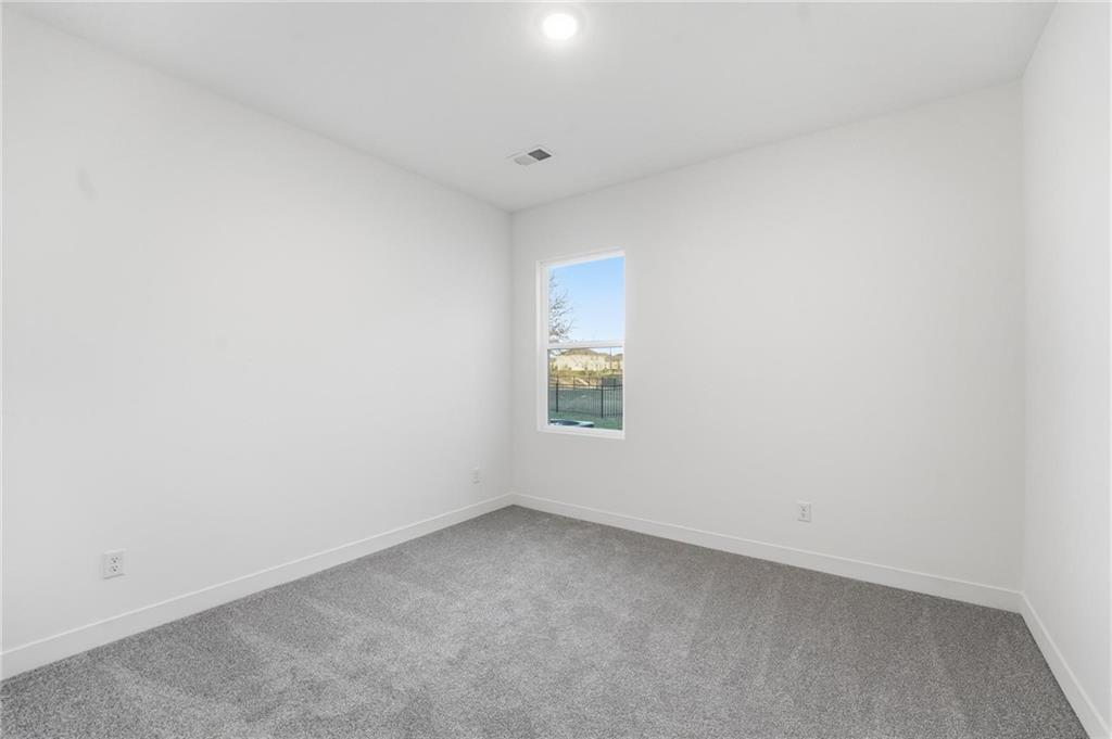 20533 Millview Road Property Photo 15