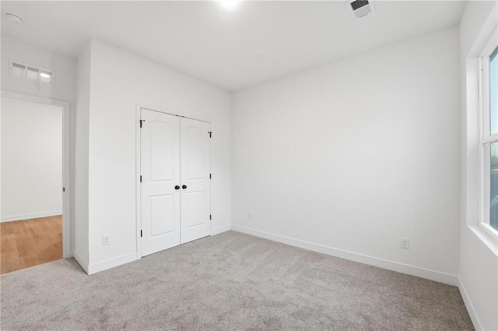 20533 Millview Road Property Photo 16