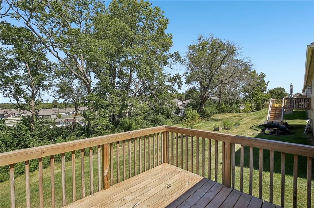 910 Nw Hilltop Lane Property Photo 34