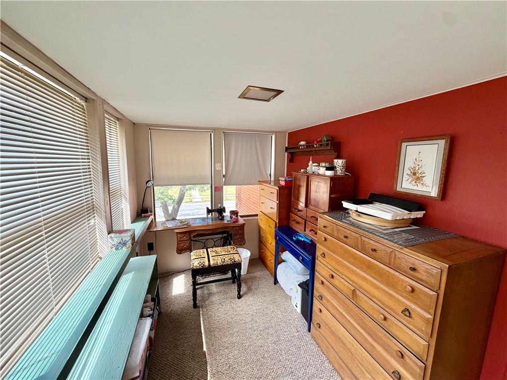 401 E Madison Avenue Property Photo 43