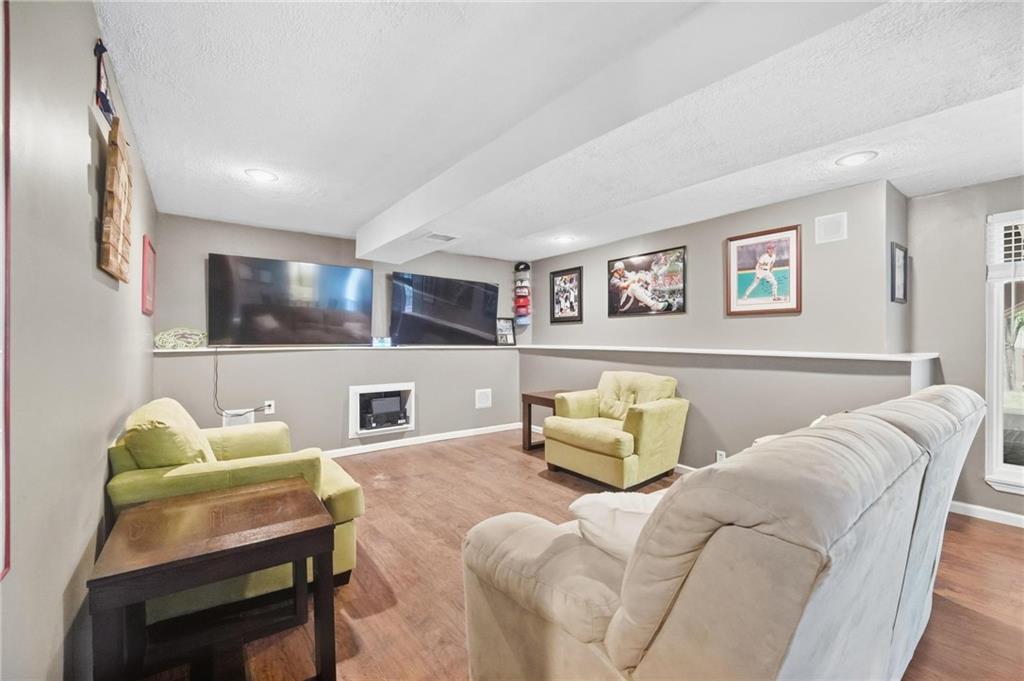 16150 W 156th Place Property Photo 39