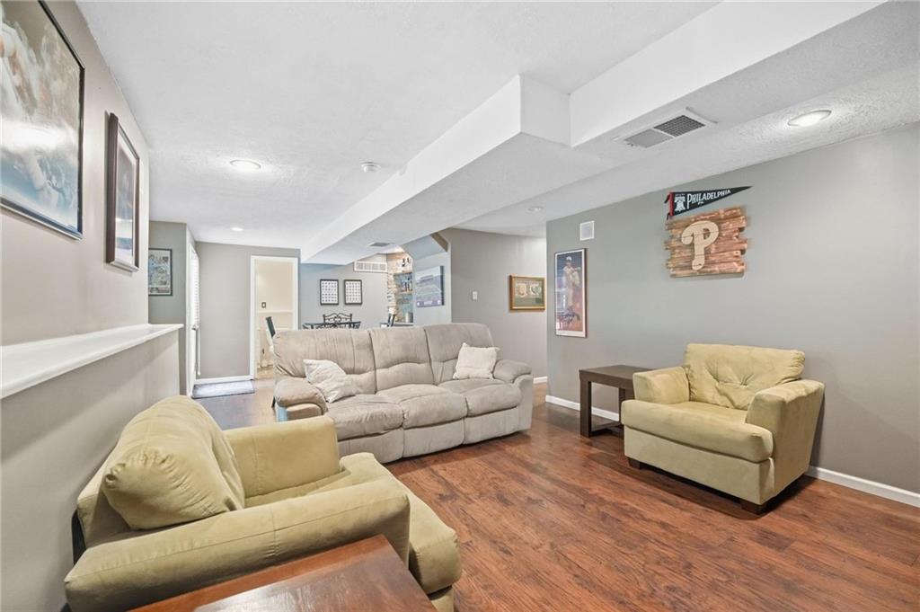 16150 W 156th Place Property Photo 43