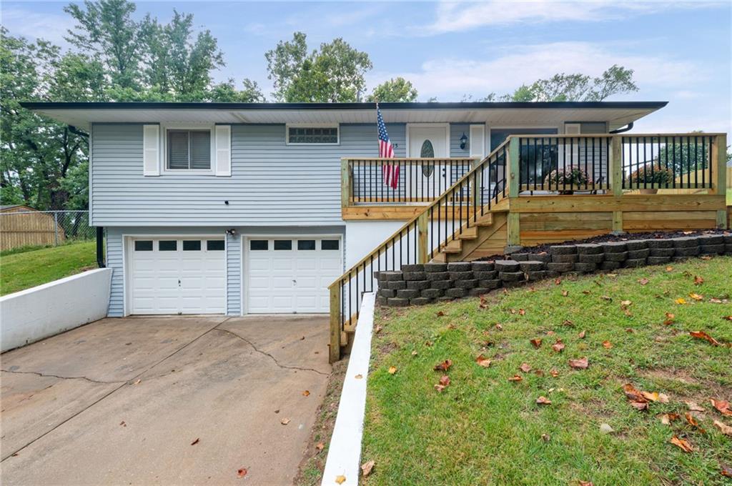 15 Village Circle Drive Property Photo 1