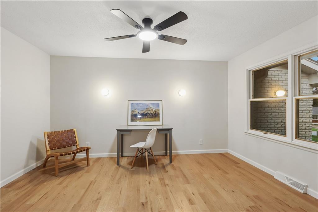 2 Maple Circle Property Photo 22