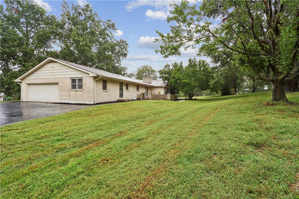 2 Maple Circle Property Photo 25