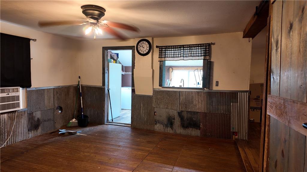 2251 E 360 Road Property Photo 20
